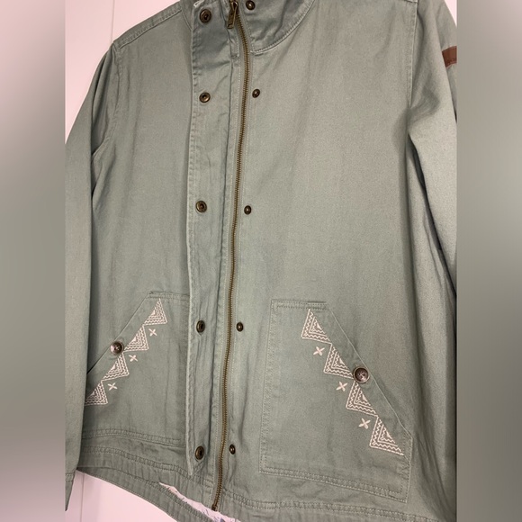 Roxy Jacket Small - Army Green- EUC - Buttons Zipper Pockets - Picture 4 of 16